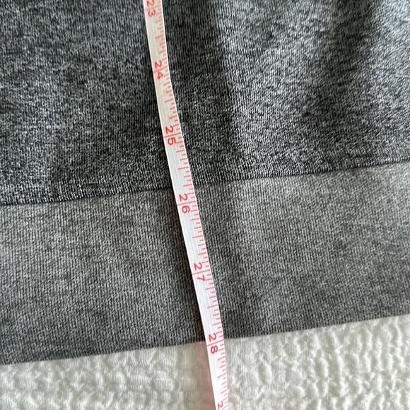 Alfani men’s quarter zip soft fabric in gray, size medium, great condition. - Picture 5 of 9